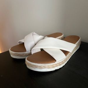 White platform sandals. Size 10.